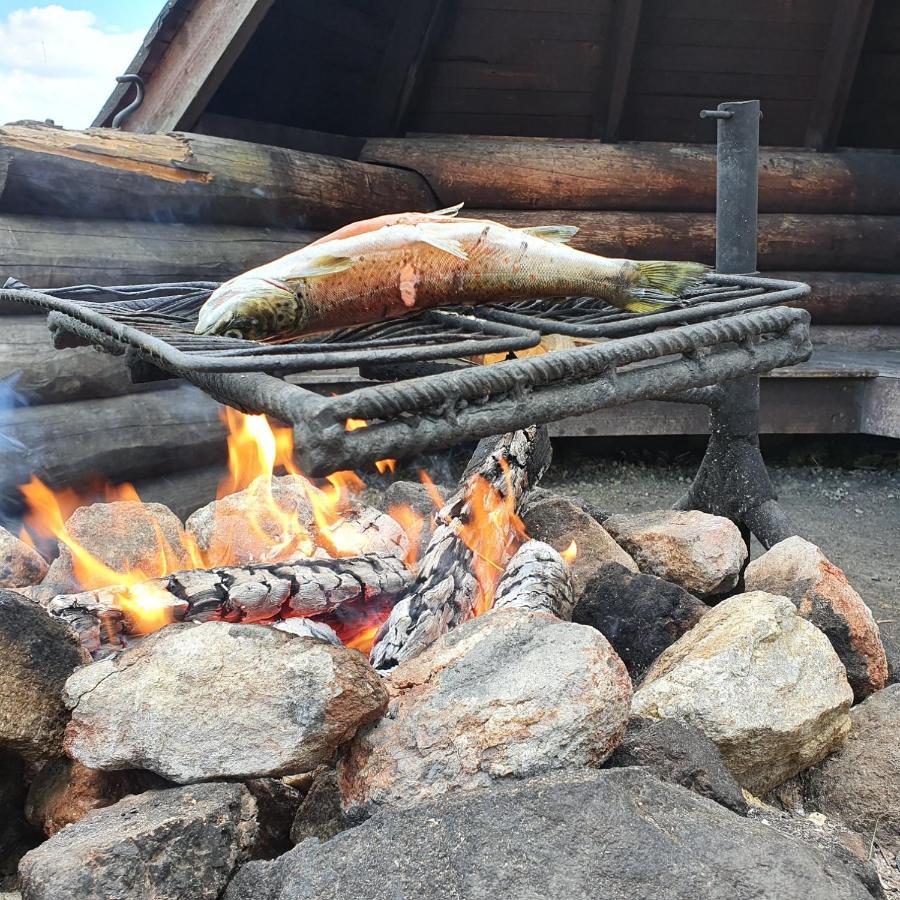 Norlight Cottages Ivalo - Tuli Bagian luar foto
